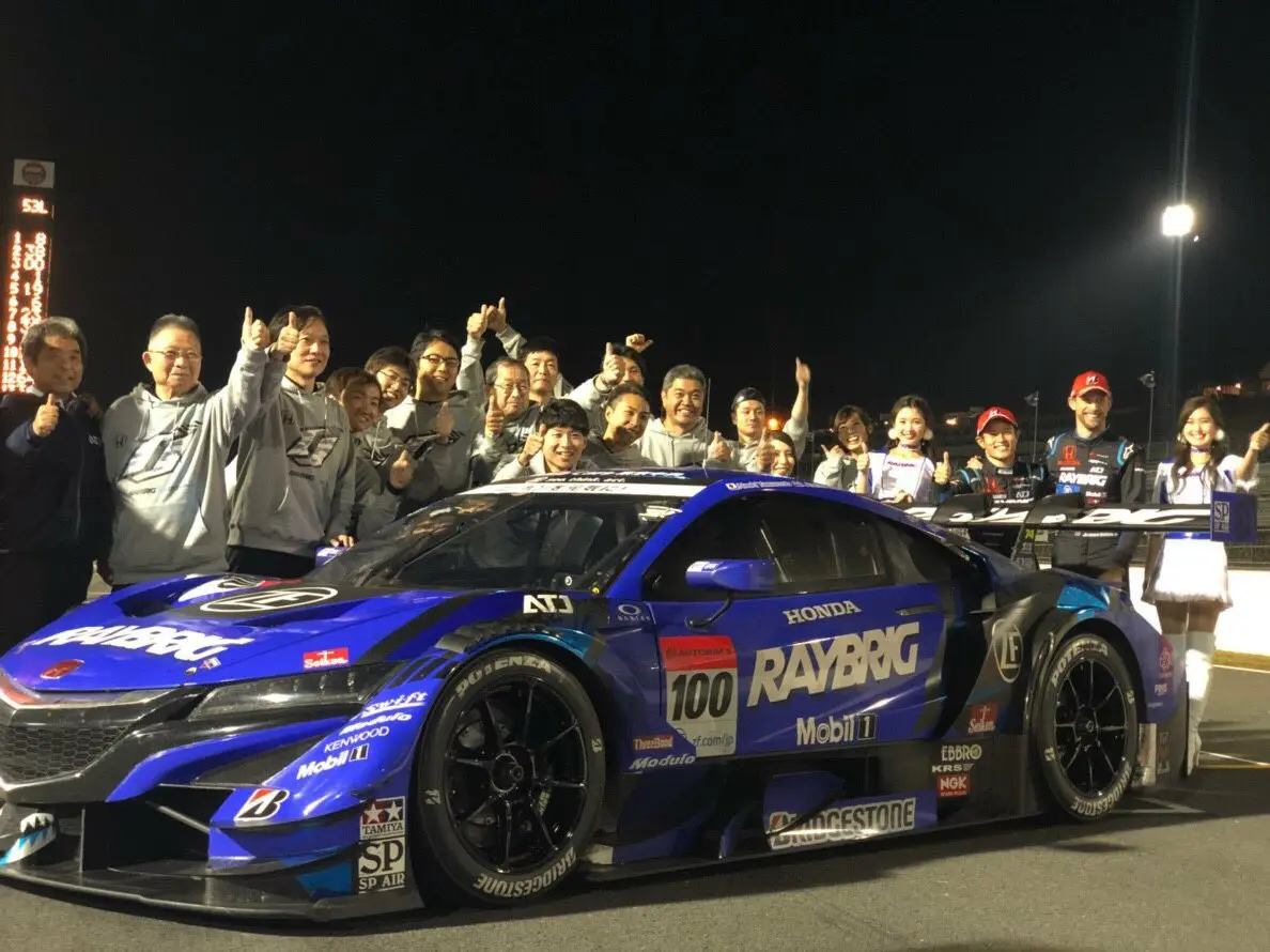 关于赛车战术调整奏效,成功扭转局势的信息 关于赛车战术调整奏效,成功扭转局势的信息