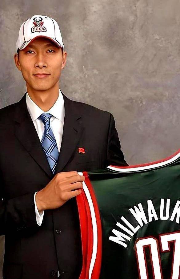 开云体育官网-步行者碾压北京队，易建联点燃赛场