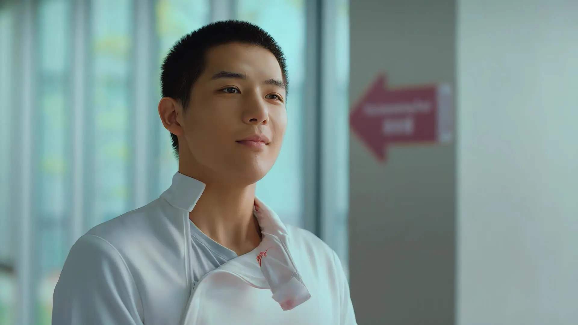 钢铁防线！富安健洋筑起叹息之墙，拉齐奥利刃变钝刀，AC米兰挺过最艰险争冠战役