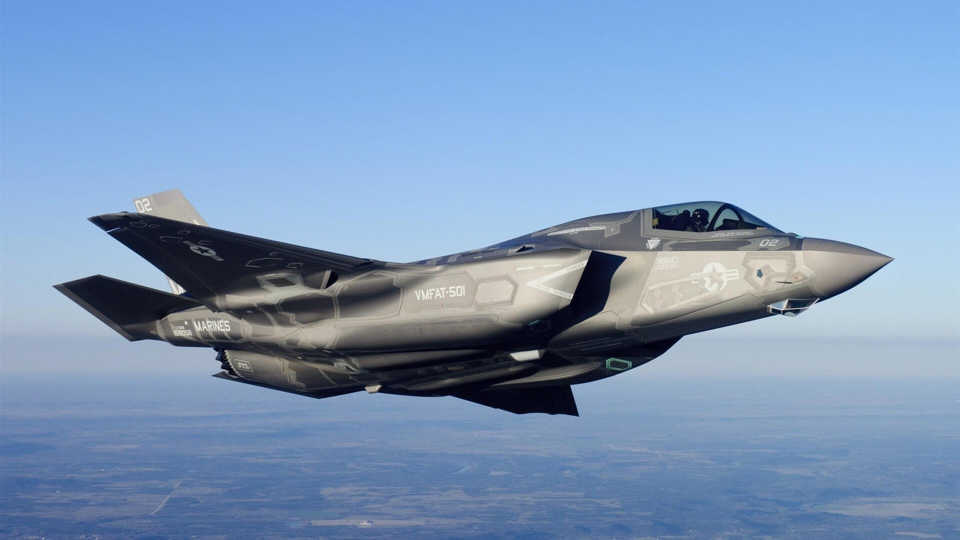 时空交错的体育之夜,当掘金鏖战快船,范弗利特在意甲焦点战接管比赛