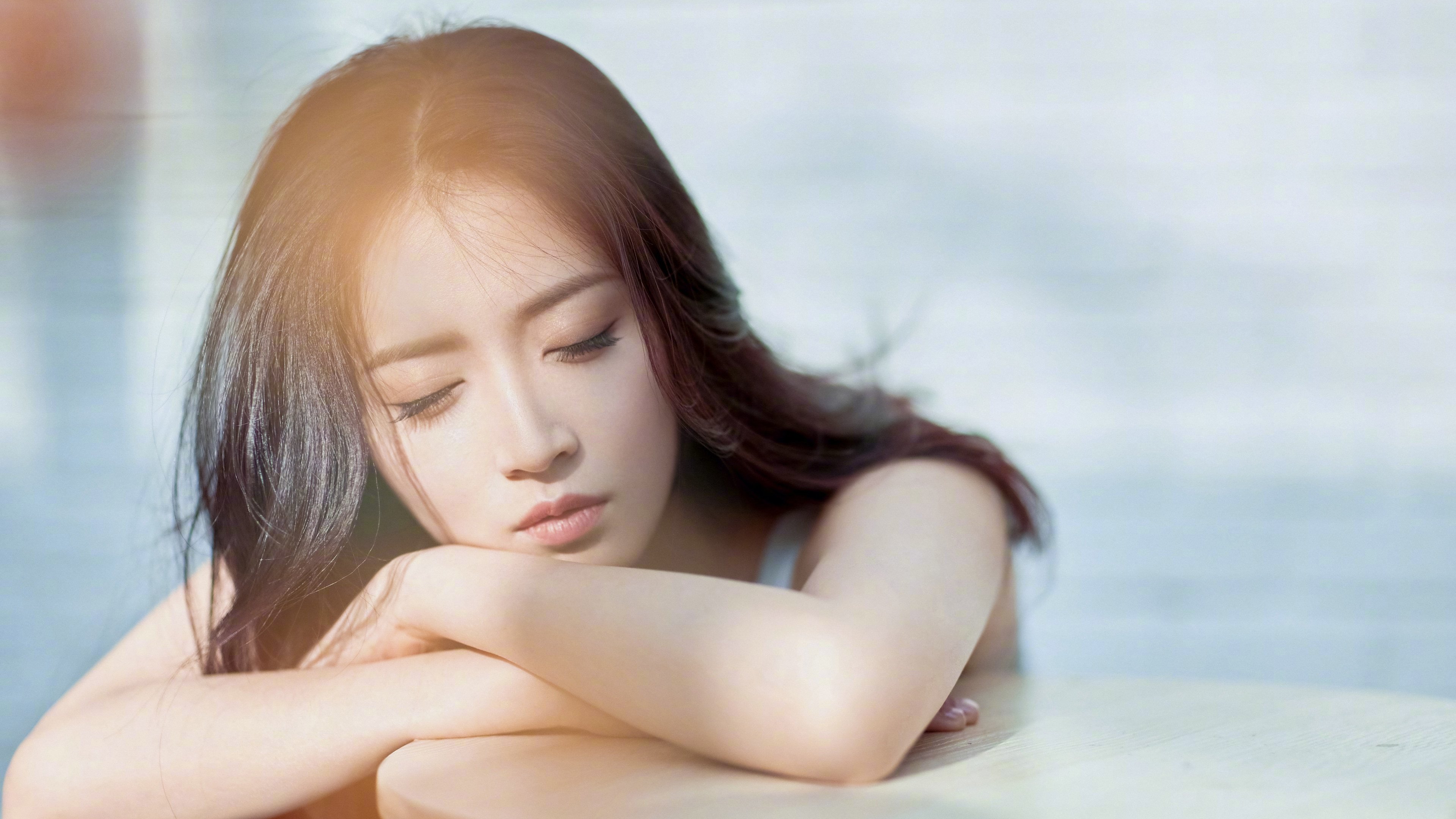 两种征服,当波斯铁骑的史诗在绿茵场重现,美加墨的王子正用足球续写列王纪