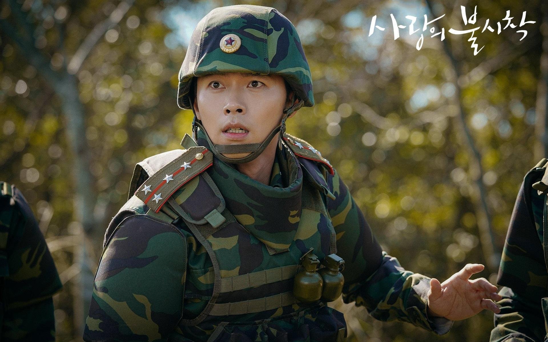 两种征服,当波斯铁骑的史诗在绿茵场重现,美加墨的王子正用足球续写列王纪