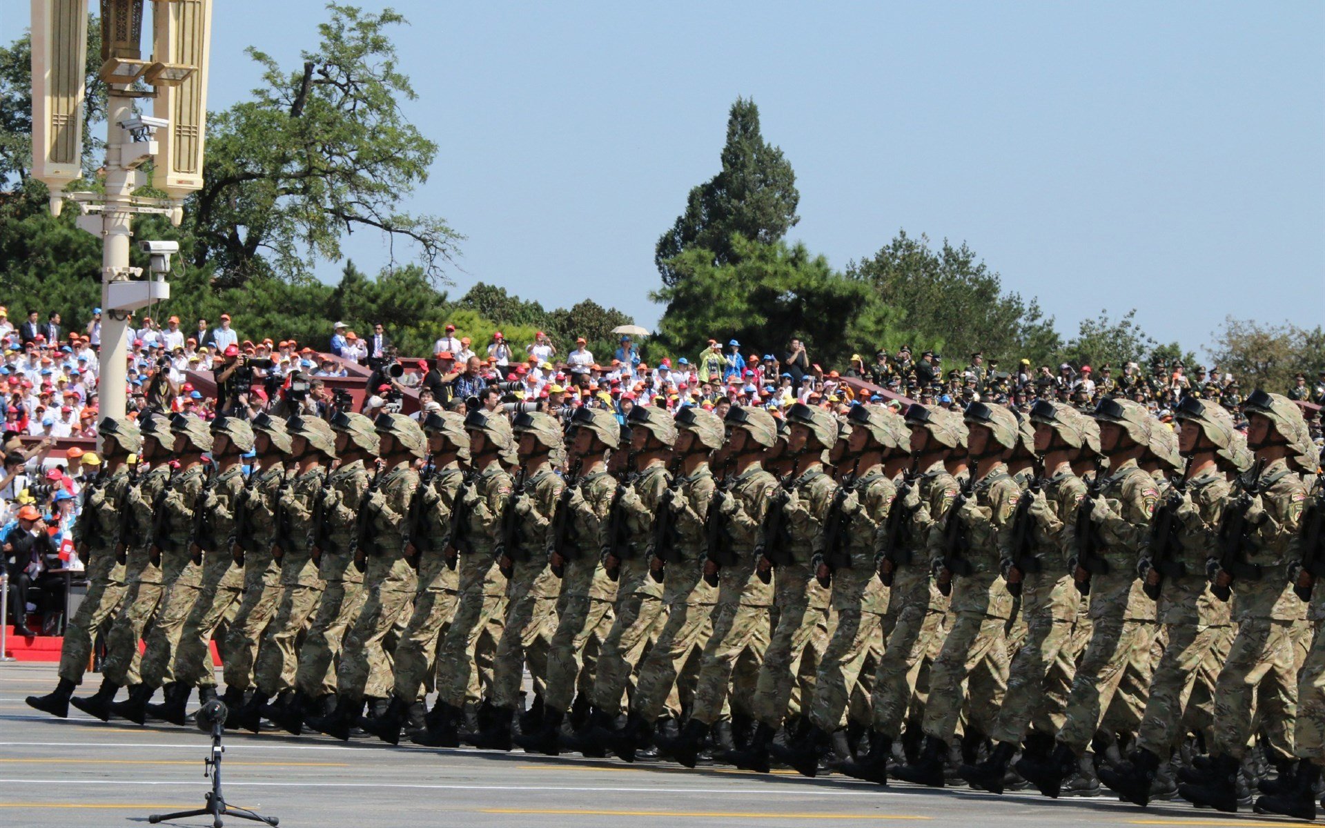 佩德里独舞维拉里尔,一记神传刺破蓝军迷雾